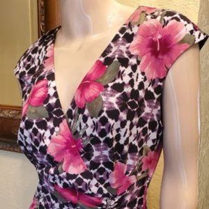 Connected Apparel floral print, cap sleeve dress. Size 8